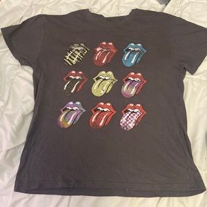 size xtra large (fits like med-large) gray rolling stones graphic tee